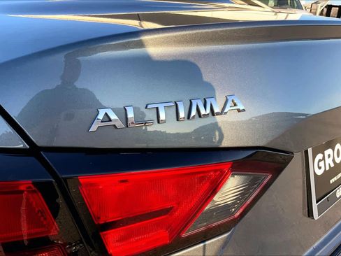 Used 2022 Nissan Altima 2.5 SV w/ SV Premium Package image 30