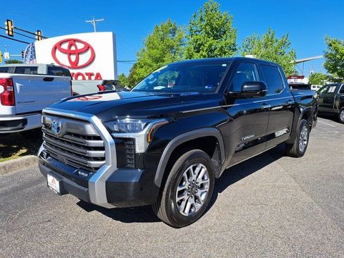 Used 2024 Toyota Tundra Limited AWD/4WD image 2