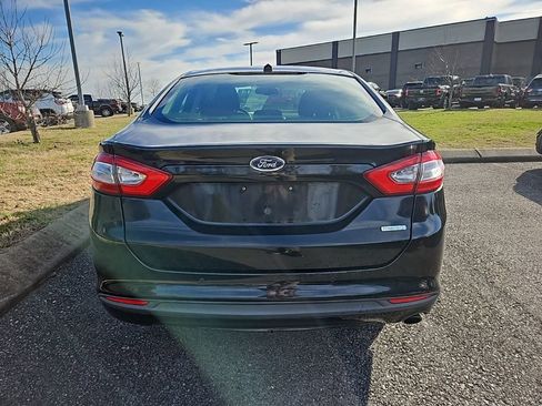 Used 2013 Ford Fusion SE image 6