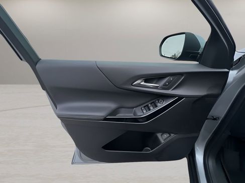 New 2026 Chevrolet Equinox LT w/ Convenience Package II image 21