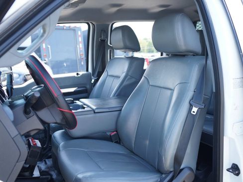 Used 2015 Ford F550 4x4 Crew Cab Super Duty image 22