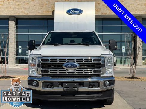 Used 2024 Ford F250 XLT w/ FX4 Off-Road Package image 2
