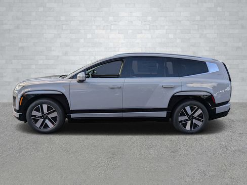 New 2026 Hyundai Ioniq 9 SEL image 8