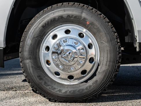 New 2026 RAM 3500 Longhorn image 21