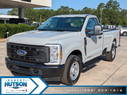 New 2025 Ford F350 XL w/ 360-Degree Camera Package image 3