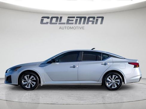 Certified 2025 Nissan Altima 2.5 S FWD image 8