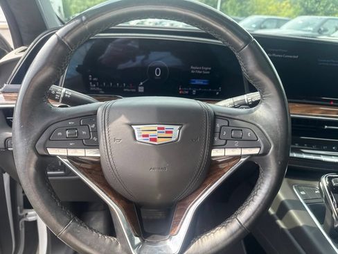 Used 2022 Cadillac Escalade Sport Platinum w/ LPO, ONYX Package AWD/4WD image 18