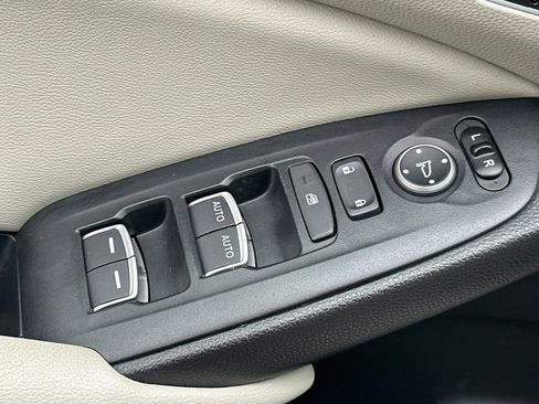 Used 2018 Honda Accord EX-L image 13