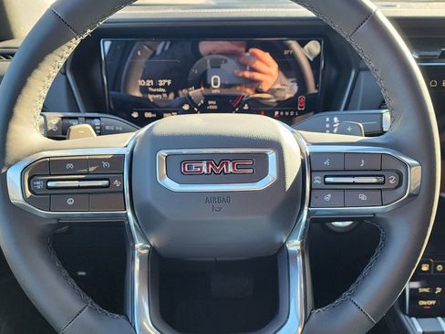 New 2026 GMC Terrain Elevation w/ Elevation Premium Package image 18