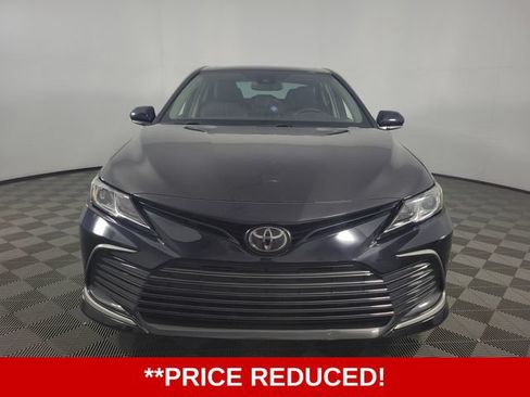 Used 2024 Toyota Camry LE w/ Convenience Package FWD image 2