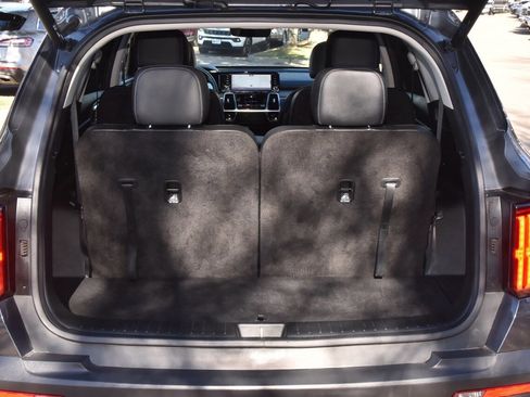 Used 2023 Kia Sorento SX Prestige image 39
