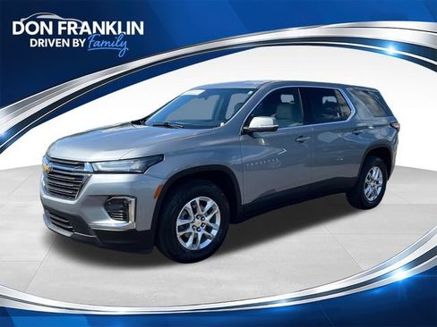 Used 2023 Chevrolet Traverse LS w/ Safety Package FWD image 1