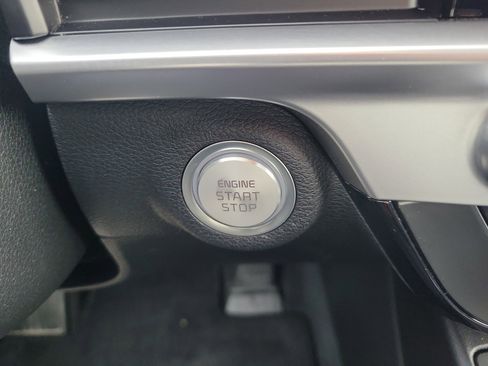 Certified 2025 Kia Telluride S image 32