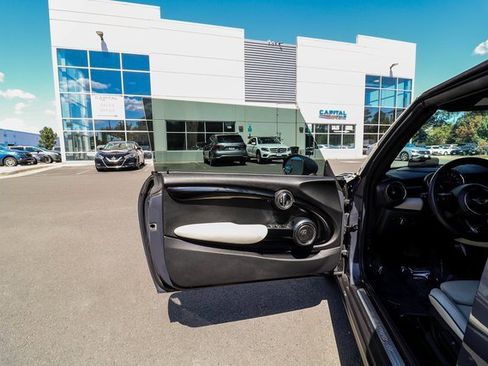 Used 2019 MINI Cooper S image 36