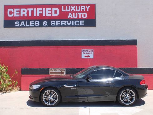Used 2015 BMW Z4 sDrive35i RWD image 6
