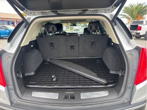 Used 2017 Cadillac XT5 Luxury FWD image 12