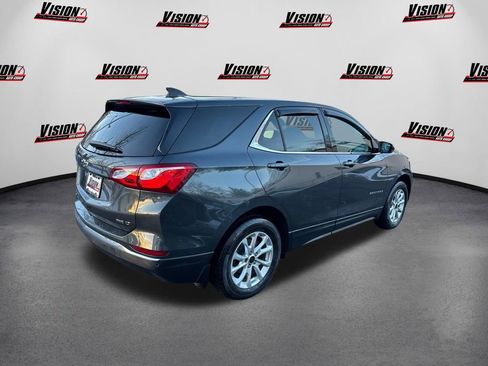 Used 2020 Chevrolet Equinox LT w/ Driver Convenience Package image 5