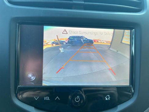 Used 2016 Chevrolet Trax LT w/ LT Convenience Package image 23