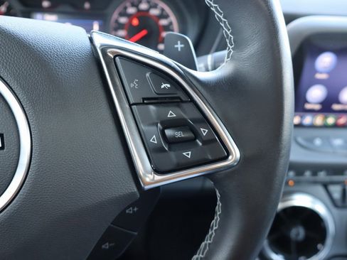 Used 2023 Chevrolet Camaro LT w/ Technology Package image 9