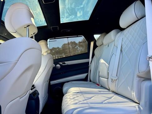 Used 2025 Genesis GV80 3.5T Prestige image 28