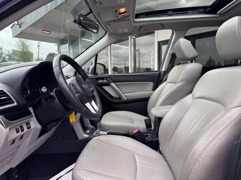 Used 2017 Subaru Forester 2.5i Limited w/ Protection Package #2 AWD/4WD image 28