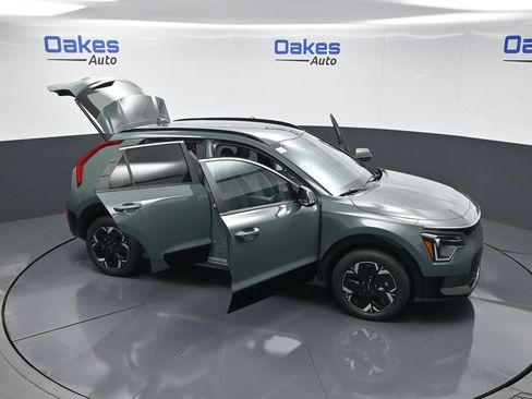 New 2026 Kia Niro Wind w/ Wind Preserve Package FWD image 59