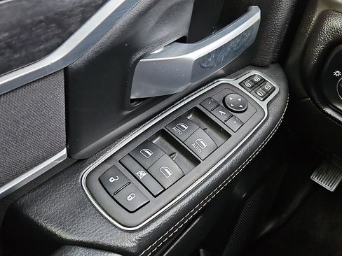 Used 2024 RAM 2500 Big Horn image 13