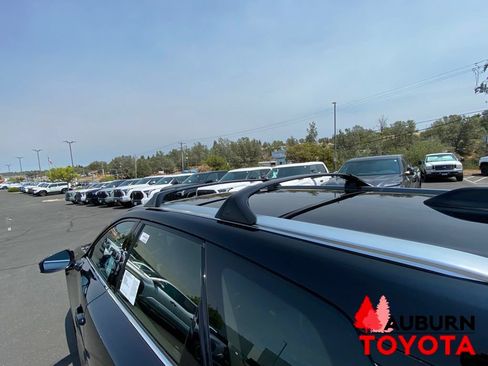 New 2026 Toyota Crown Signia AWD/4WD image 9