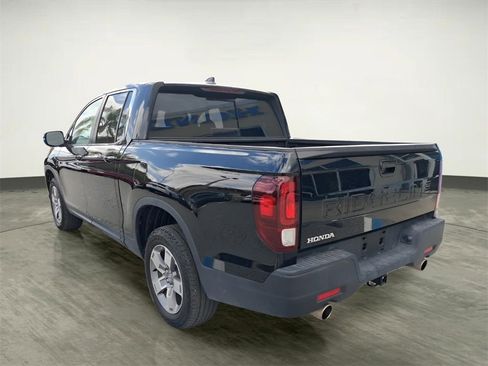 Certified 2025 Honda Ridgeline RTL image 7