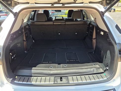 Used 2018 Lexus RX 350L Luxury w/ Cold Area Package (CT) FWD image 29