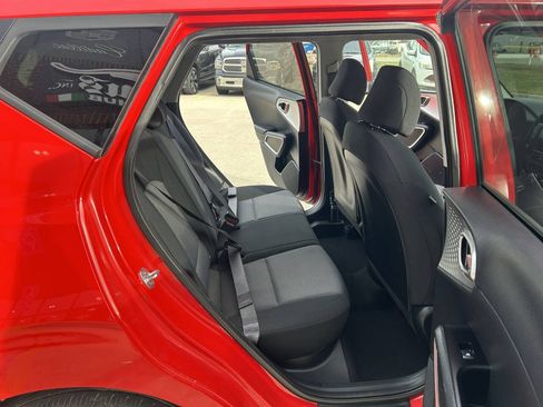 Used 2022 Kia Soul LX w/ Technology Package image 30