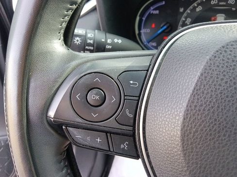 Used 2021 Toyota RAV4 XSE w/ XSE Grade Weather Package AWD/4WD image 18