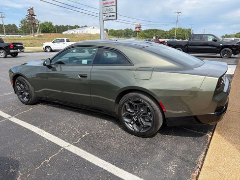 New 2026 Dodge Charger R/T w/ Blacktop Package AWD/4WD image 5