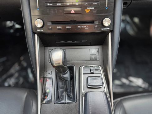 Used 2017 Lexus IS 300 AWD w/ Navigation System Package image 17