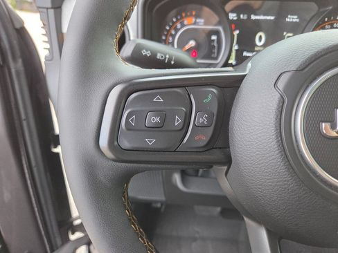 Used 2024 Jeep Wrangler Unlimited Sport AWD/4WD image 33