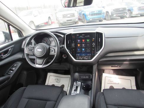 Used 2024 Subaru Ascent Premium w/ Convenience Package image 12