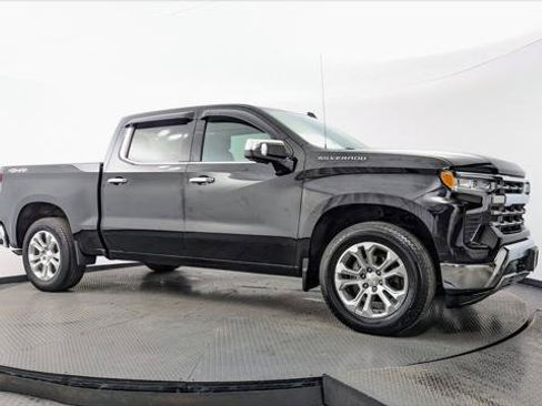 Used 2023 Chevrolet Silverado 1500 LTZ AWD/4WD image 11