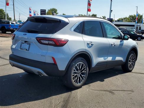 New 2025 Ford Escape SE w/ PHEV Premium Package image 5