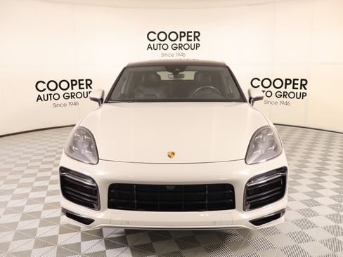 Used 2023 Porsche Cayenne GTS AWD/4WD image 10