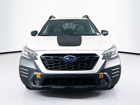Used 2023 Subaru Outback Wilderness AWD/4WD image 2