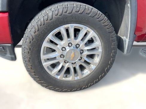 Used 2021 Chevrolet Silverado 2500 High Country w/ Z71 Off-Road Package image 12