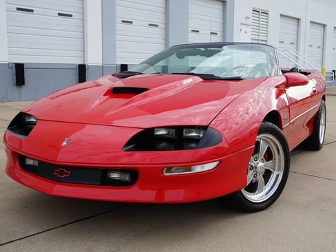 Used 1995 Chevrolet Camaro Z28 image 3