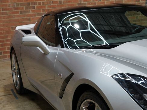 Used 2015 Chevrolet Corvette Stingray Coupe w/ Battery Protection Package RWD image 24