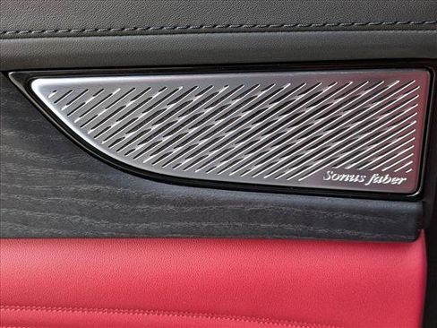 Used 2023 Maserati Grecale Modena image 16