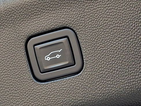 Certified 2023 Buick Enclave Premium w/ Experience Buick Package image 33