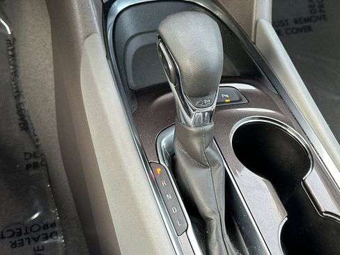 Used 2021 Chevrolet Malibu LT image 22