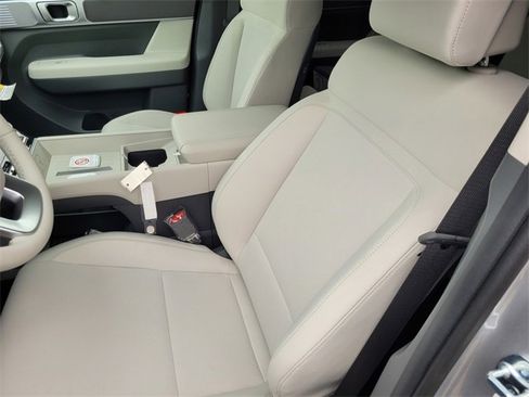 New 2026 Hyundai Santa Fe SE image 13
