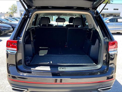 Certified 2024 Volkswagen Atlas SE image 15