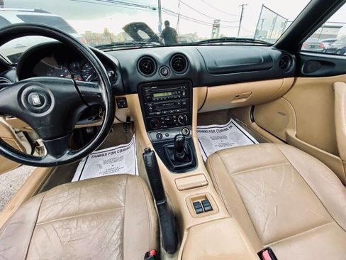 Used 2000 MAZDA MX-5 Miata LS image 19