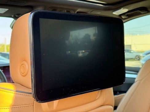 New 2026 Cadillac Escalade Luxury w/ LPO, Radiant Package image 36